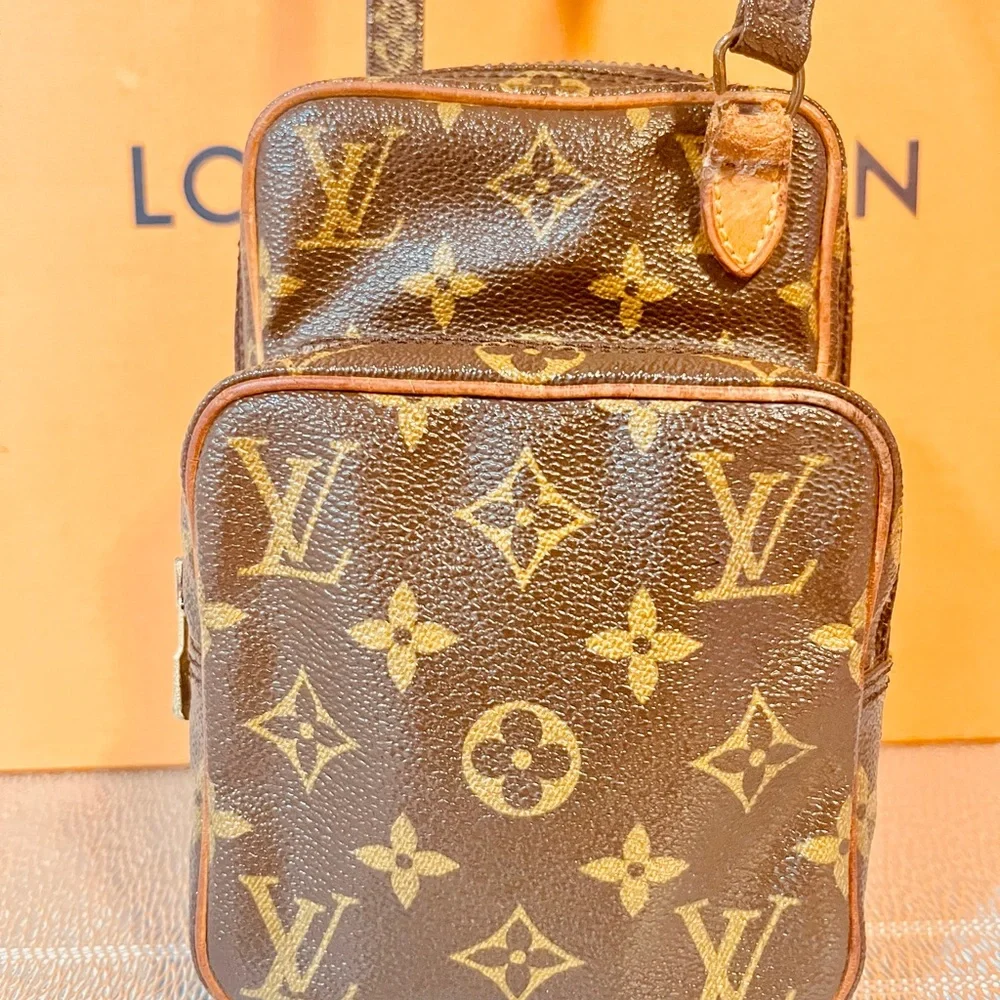 Louis Vuitton Brown Monogram Men's crossbody bag - Picture 15 of 16